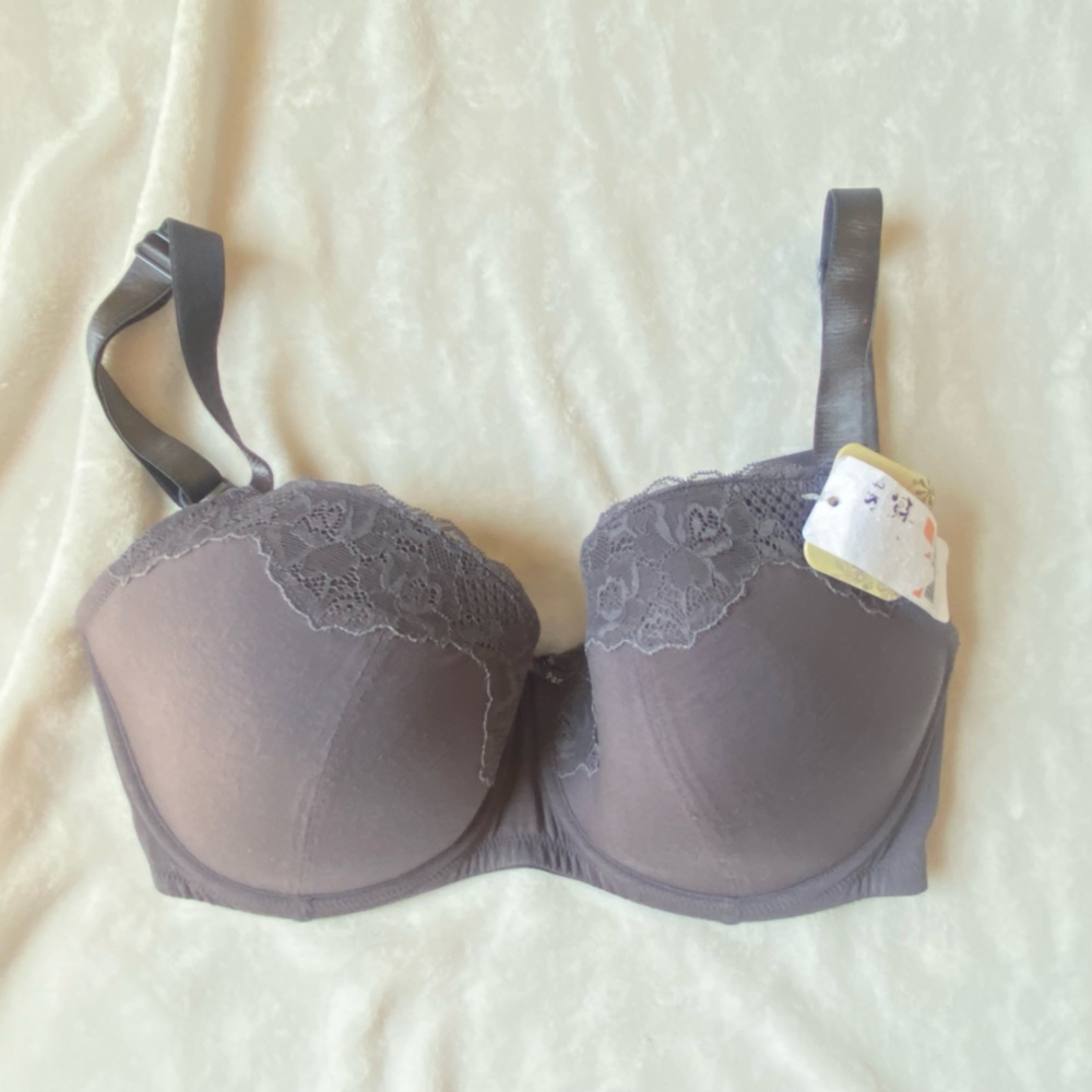 BNWT 38DDD Wired Bra